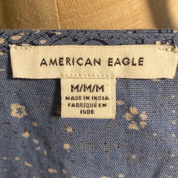 American Eagle Crop Top - Picture 2 of 4
